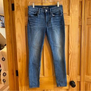 Mid Rise Leggings from Express